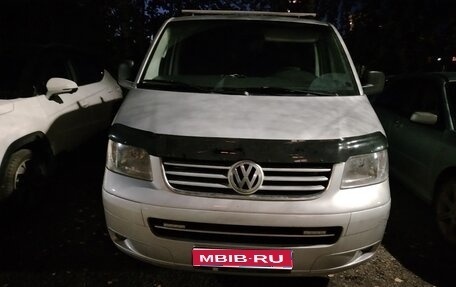 Volkswagen Transporter T5 рестайлинг, 2008 год, 1 180 000 рублей, 1 фотография