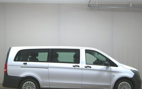 Mercedes-Benz Vito, 2023 год, 3 990 000 рублей, 1 фотография