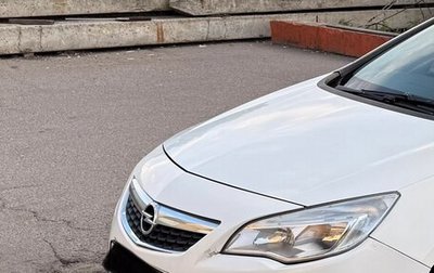 Opel Astra J, 2011 год, 799 000 рублей, 1 фотография