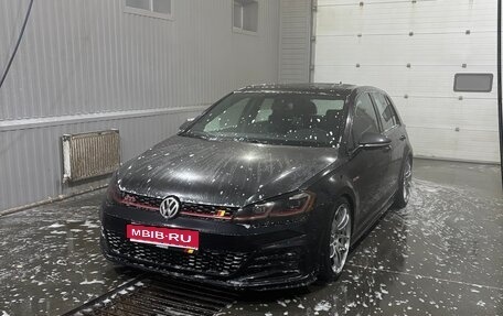 Volkswagen Golf GTI VII, 2018 год, 2 700 000 рублей, 1 фотография