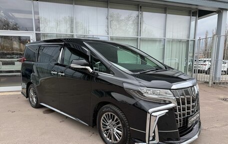 Toyota Alphard III, 2018 год, 5 100 000 рублей, 3 фотография