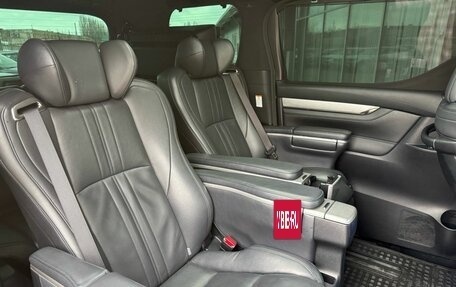 Toyota Alphard III, 2018 год, 5 100 000 рублей, 11 фотография