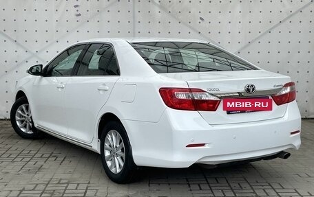 Toyota Camry, 2013 год, 1 490 000 рублей, 5 фотография