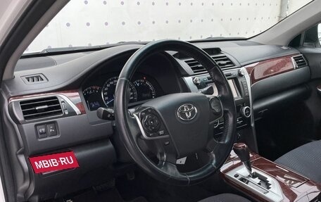 Toyota Camry, 2013 год, 1 490 000 рублей, 15 фотография