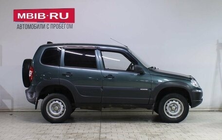 Chevrolet Niva I рестайлинг, 2015 год, 669 000 рублей, 8 фотография