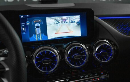 Mercedes-Benz GLA, 2024 год, 6 400 000 рублей, 19 фотография