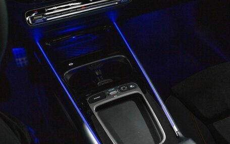 Mercedes-Benz GLA, 2024 год, 6 400 000 рублей, 21 фотография