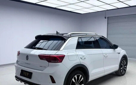 Volkswagen T-Roc I, 2022 год, 1 650 000 рублей, 4 фотография
