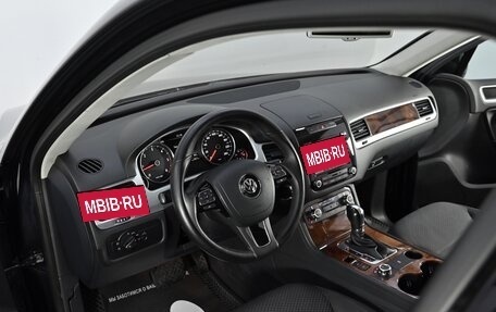 Volkswagen Touareg III, 2012 год, 2 049 000 рублей, 6 фотография