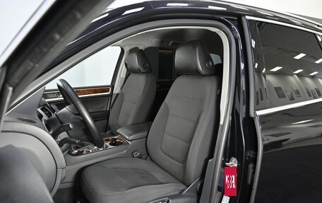 Volkswagen Touareg III, 2012 год, 2 049 000 рублей, 8 фотография