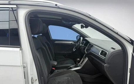 Volkswagen T-Roc I, 2022 год, 1 650 000 рублей, 9 фотография