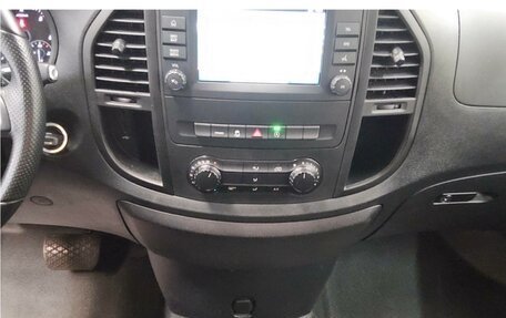 Mercedes-Benz Vito, 2023 год, 3 990 000 рублей, 10 фотография