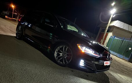 Volkswagen Golf GTI VII, 2018 год, 2 700 000 рублей, 15 фотография