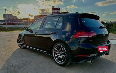 Volkswagen Golf GTI VII, 2018 год, 2 700 000 рублей, 10 фотография