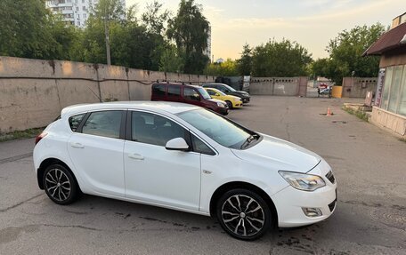 Opel Astra J, 2011 год, 799 000 рублей, 4 фотография
