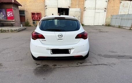 Opel Astra J, 2011 год, 799 000 рублей, 6 фотография