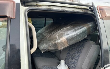 Nissan Liberty, 2000 год, 350 000 рублей, 8 фотография