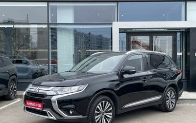 Mitsubishi Outlander III рестайлинг 3, 2020 год, 2 672 000 рублей, 1 фотография