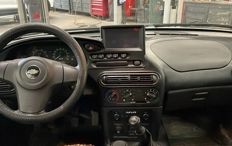 Chevrolet Niva I рестайлинг, 2019 год, 699 900 рублей, 3 фотография