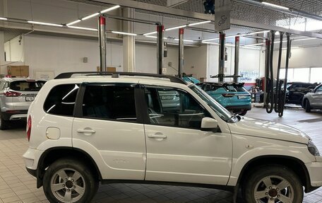 Chevrolet Niva I рестайлинг, 2019 год, 699 900 рублей, 5 фотография