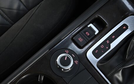 Volkswagen Touareg III, 2011 год, 2 099 000 рублей, 14 фотография