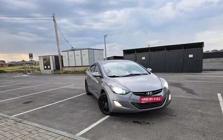 Hyundai Elantra V, 2011 год, 900 000 рублей, 1 фотография