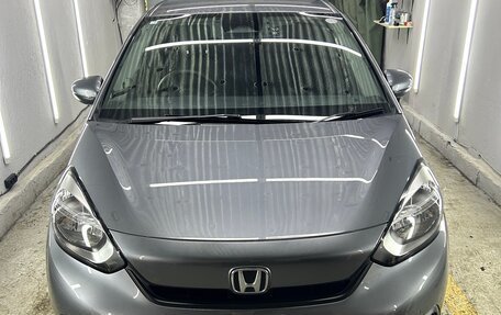 Honda Fit, 2020 год, 1 200 000 рублей, 1 фотография