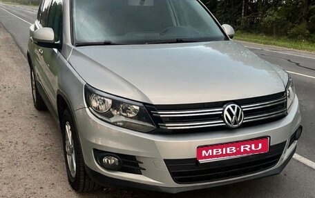 Volkswagen Tiguan I, 2011 год, 600 000 рублей, 1 фотография