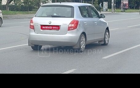 Skoda Fabia II, 2013 год, 220 000 рублей, 1 фотография