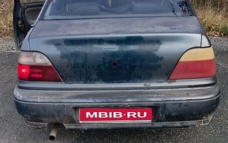 Daewoo Nexia I рестайлинг, 1997 год, 25 000 рублей, 1 фотография