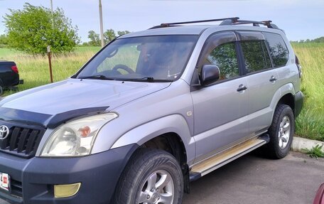 Toyota Land Cruiser Prado 120 рестайлинг, 2005 год, 1 500 000 рублей, 1 фотография