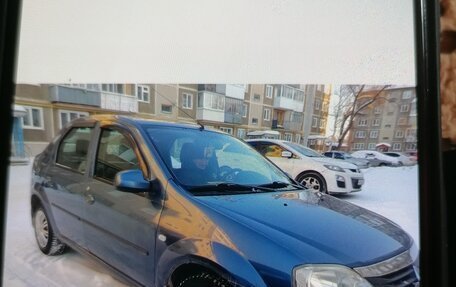 Renault Logan I, 2013 год, 400 000 рублей, 1 фотография