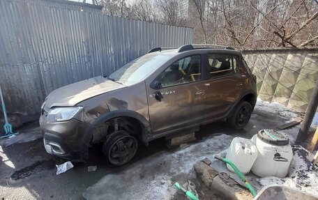 Renault Sandero II рестайлинг, 2019 год, 470 000 рублей, 1 фотография