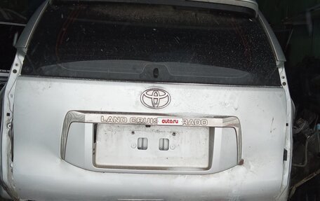 Toyota Land Cruiser Prado 150 рестайлинг 2, 2010 год, 800 000 рублей, 1 фотография