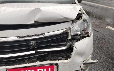 Peugeot Partner II рестайлинг 2, 2021 год, 850 000 рублей, 1 фотография