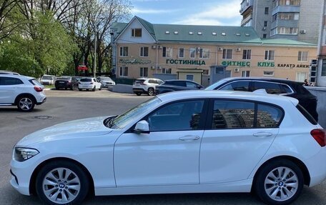 BMW 1 серия, 2015 год, 300 000 рублей, 1 фотография