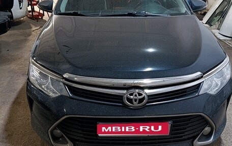 Toyota Camry, 2017 год, 1 300 000 рублей, 1 фотография