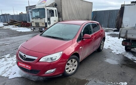 Opel Astra J, 2010 год, 400 000 рублей, 1 фотография