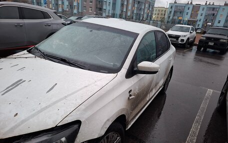 Volkswagen Polo VI (EU Market), 2018 год, 380 000 рублей, 1 фотография