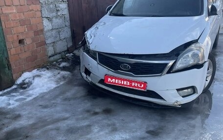 KIA cee'd I рестайлинг, 2010 год, 295 000 рублей, 1 фотография