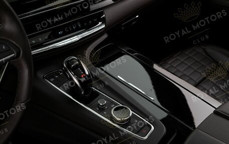 Cadillac Escalade V, 2021 год, 11 290 000 рублей, 9 фотография