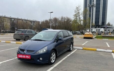 Mitsubishi Grandis, 2005 год, 800 000 рублей, 3 фотография