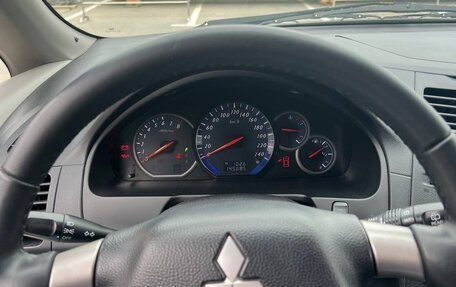 Mitsubishi Grandis, 2005 год, 800 000 рублей, 9 фотография