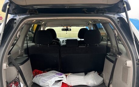 Mitsubishi Grandis, 2005 год, 800 000 рублей, 18 фотография