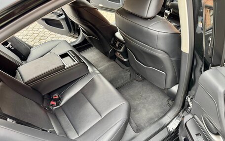 Lexus ES VII, 2019 год, 3 280 000 рублей, 6 фотография