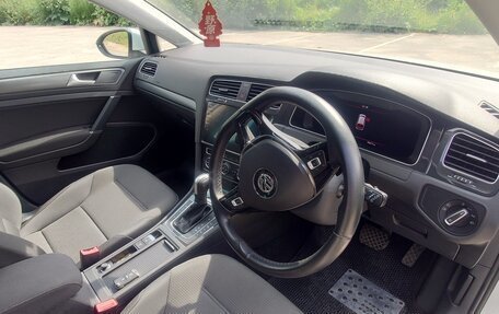 Volkswagen Golf VII, 2019 год, 1 450 000 рублей, 10 фотография