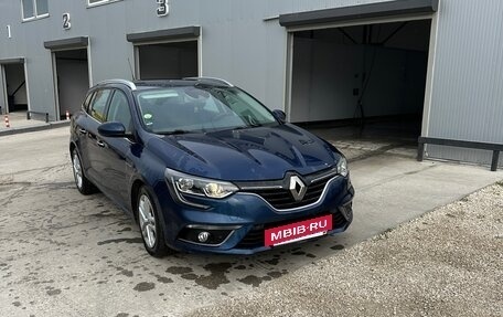 Renault Megane IV, 2020 год, 1 600 000 рублей, 8 фотография