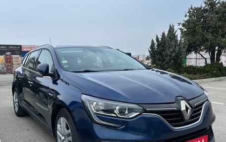 Renault Megane IV, 2020 год, 1 600 000 рублей, 13 фотография
