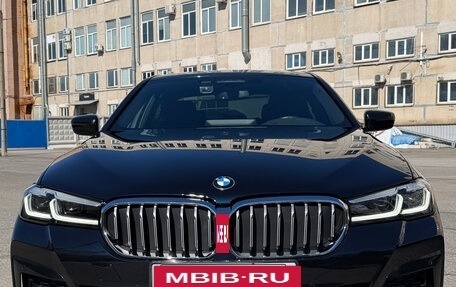 BMW 5 серия, 2021 год, 4 600 000 рублей, 2 фотография