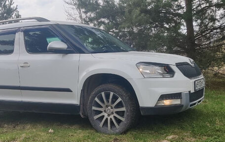 Skoda Yeti I рестайлинг, 2015 год, 1 400 000 рублей, 3 фотография